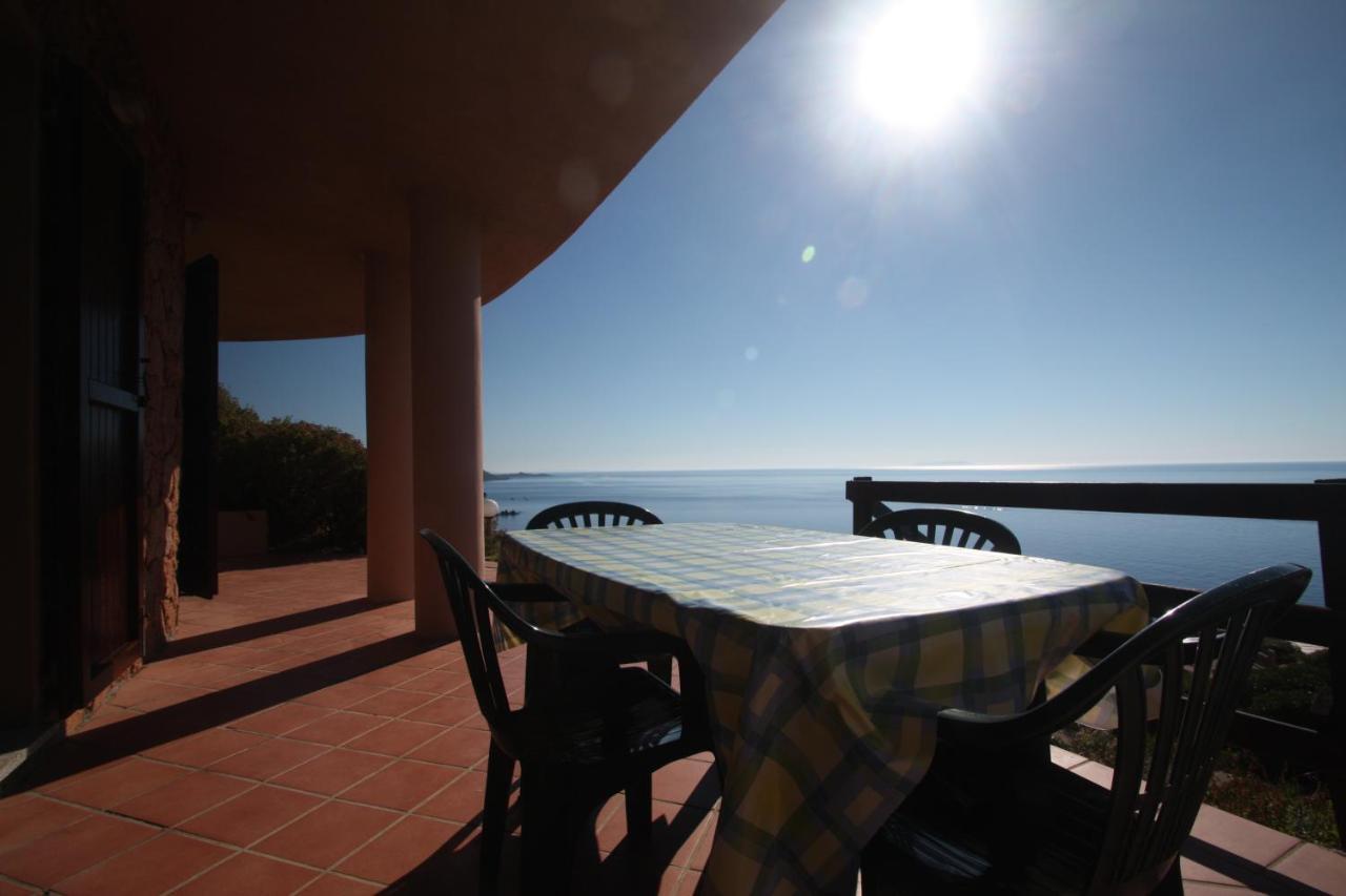 Villino Lu Ciuoni With Nice Sea View Costa Paradiso Eksteriør billede